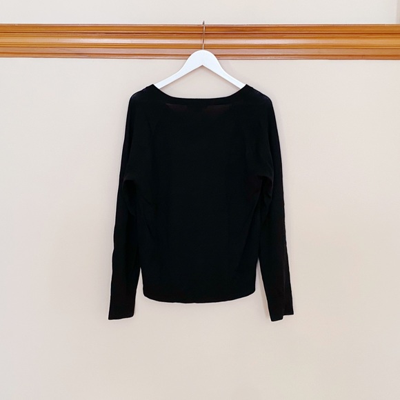 Pendleton Wool V-neck Sweater - Picture 5 of 5